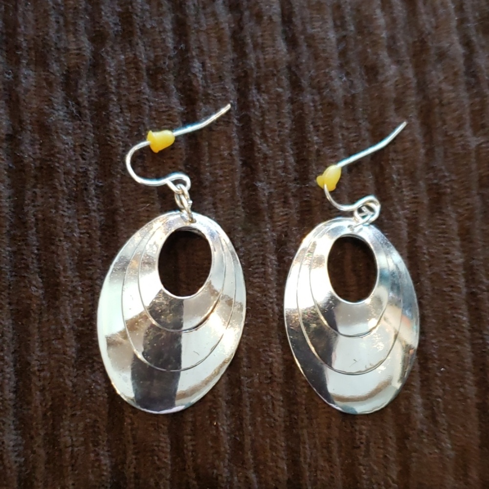 Layered Drop Earings